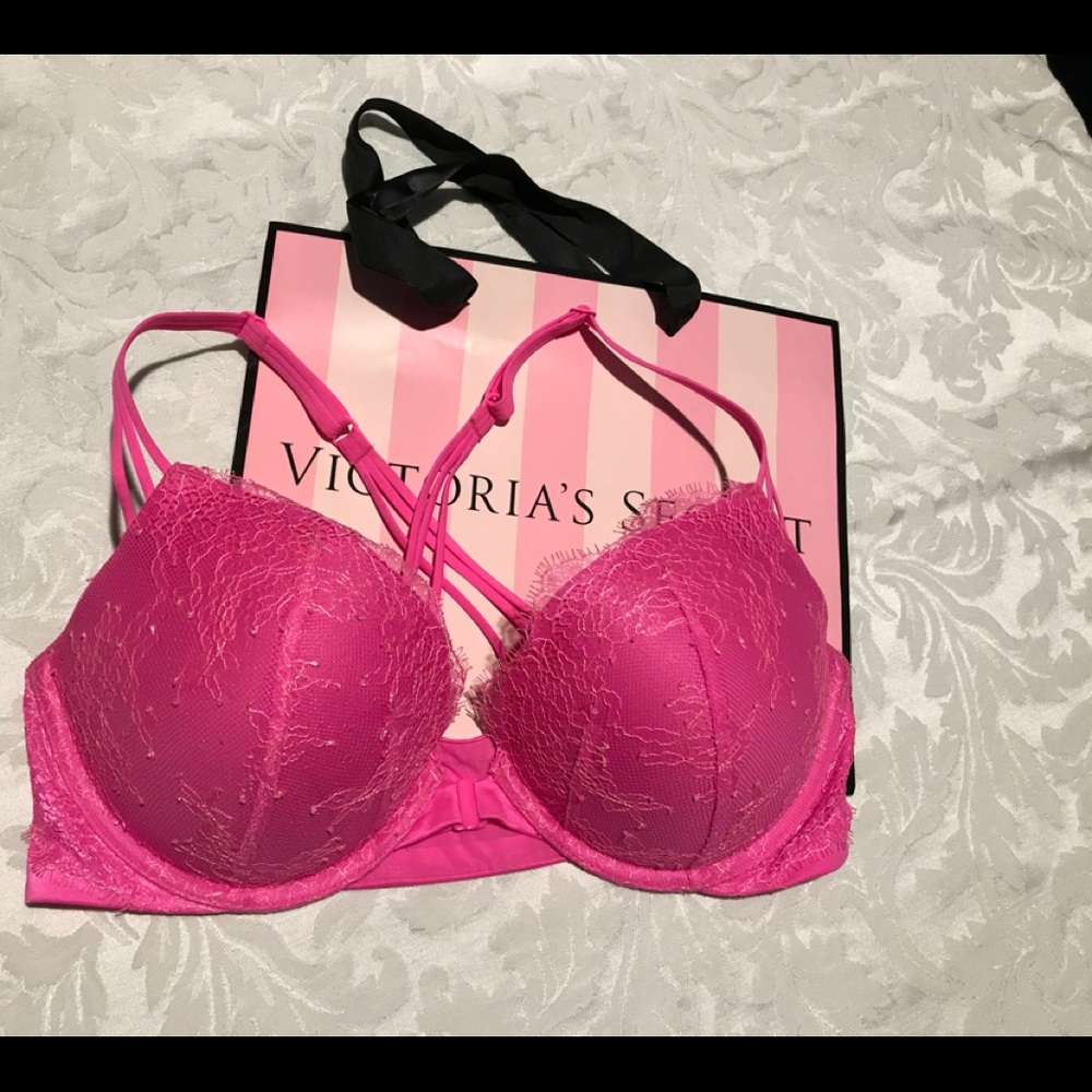 Victoria’s Secret Very Sexy push up racer back bra